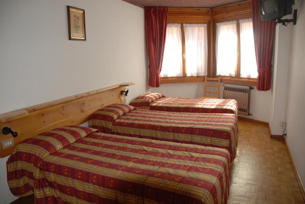 Park Hotel Santa Caterina Valfurva Oda fotoğraf